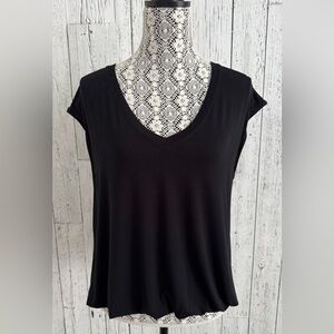 Anthropologie, eri + ali,  V neck Flowy Bubble Hem Top, Black, Sz S, EUC, H1